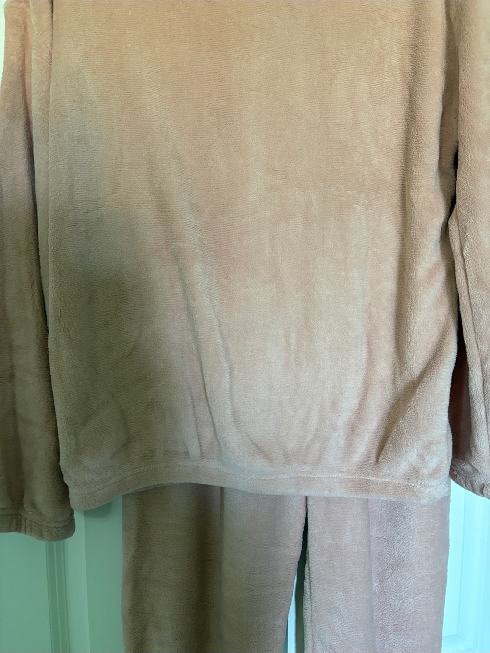 Plush Two-Piece Women's Pajama Set in Dusty Rose - Picture 7 of 13
